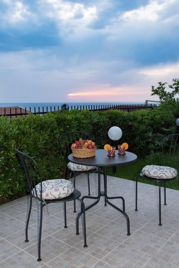 L'Oasi Di Giorgia Bed & Breakfast Cittadella del Capo Exterior foto